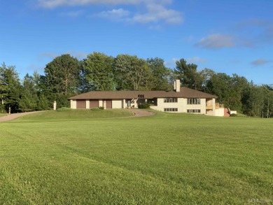 (private lake, pond, creek) Home For Sale in Marquette Michigan
