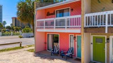 Fully Furnished Short Term Rental! Introducing a stunning - photo 8