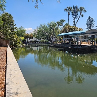 TURNKEY WATERFRONT  PROPERTY -
Exceptional opportunity to - photo 3