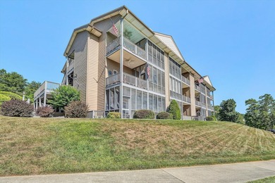 Turn-key and beautifully remodeled, this entry-level end-unit - photo 13