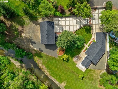 Welcome to a truly special property where privacy, craftsmanship - photo 45