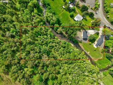 Welcome to a truly special property where privacy, craftsmanship - photo 46