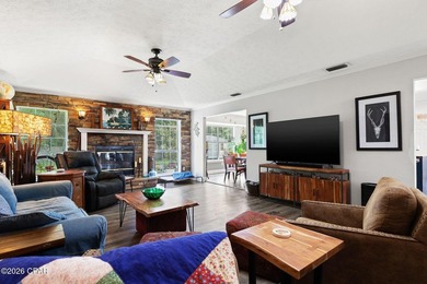 Beautiful 3 BD/2BA home located in the back quiet area of Colony - photo 8
