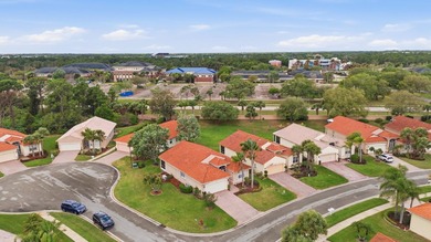 Beautiful home is in Cascades at St. Lucie West (55+ community) - photo 48