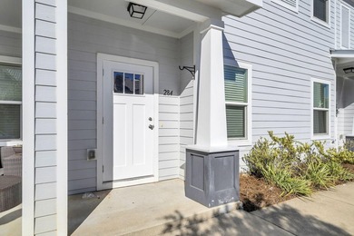 Affordable 3BR / 2.5 BA open floor plan that backs up to the - photo 4