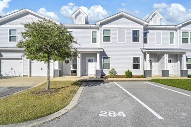 Affordable 3BR / 2.5 BA open floor plan that backs up to the - photo 5