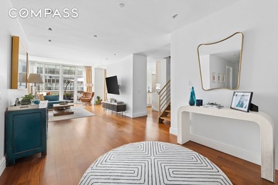 Welcome to townhouse TH3C at the Element Condominium, a bright - photo 1