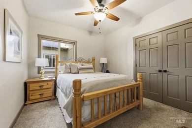 Under $1M for premier golf course frontage in McCall, this is - photo 9