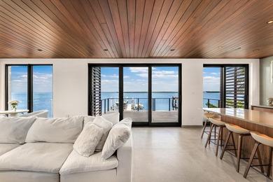 Introducing a remarkable modern bayfront residence in Key Largo - photo 16