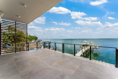 Introducing a remarkable modern bayfront residence in Key Largo - photo 21
