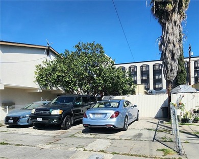 Welcome to 1230 N. Saint Mary's in Long Beach, a prime - photo 1