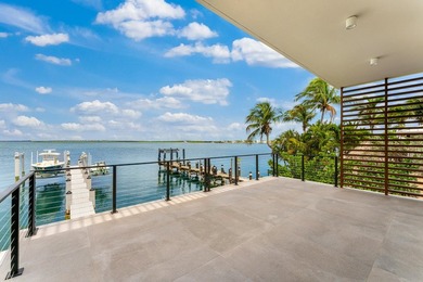 Introducing a remarkable modern bayfront residence in Key Largo - photo 22