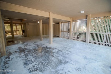 Enjoy coastal living at its finest on Figure 8 Island, an - photo 23