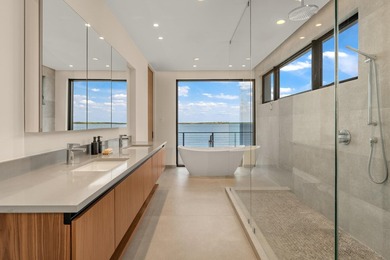 Introducing a remarkable modern bayfront residence in Key Largo - photo 28