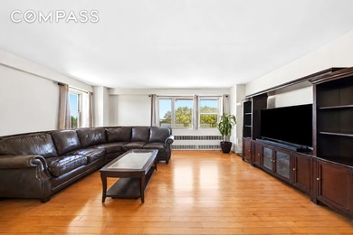 Welcome to the epitome of urban elegance at MeadowWood at - photo 1