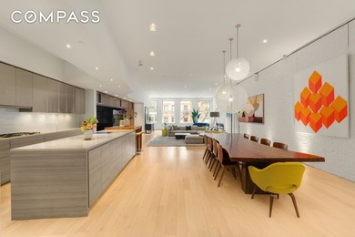 A full-floor loft in the heart of SoHo, this expansive 3-bedroom - photo 1