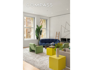 A full-floor loft in the heart of SoHo, this expansive 3-bedroom - photo 4