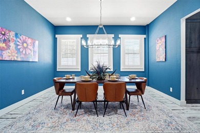 Stunning Modern Home on 2 Acres with Full Guest Quarters & - photo 10