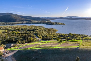 Welcome to your own private retreat. This exceptional 2-acre - photo 14