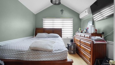 Welcome to this spacious Hi-Ranch in the heart of Bellmore - photo 17