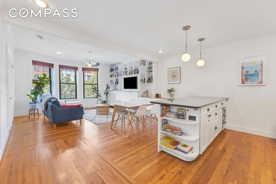 In the heart of Carroll Gardens, this spacious and sun-filled - photo 1