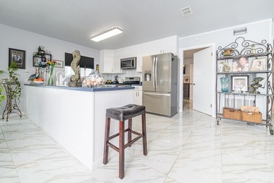 Ideal Coastal Retreat - Primary Residence or Weekend Getaway!