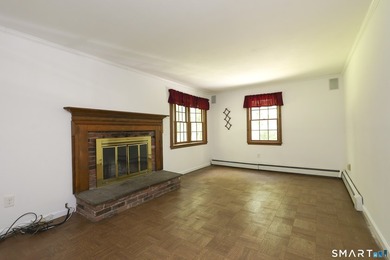 Fantastic opportunity to own this charming 4-bedroom Colonial - photo 13