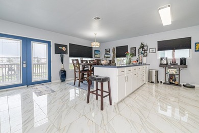 Ideal Coastal Retreat - Primary Residence or Weekend Getaway!