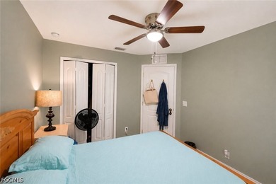 A beautiful and well-located home in the heart of Cape Coral! - photo 15