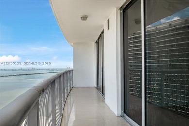 Bayview one-bedroom unit located in Opera Tower featuring - photo 22
