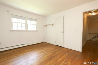 Fantastic opportunity to own this charming 4-bedroom Colonial - photo 26