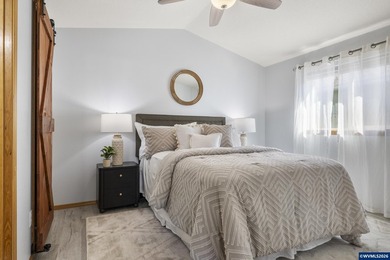 Accepted Offer with Contingencies. Motivated seller! Built in - photo 27