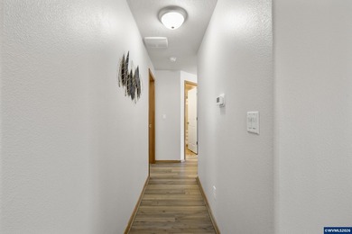 Accepted Offer with Contingencies. Motivated seller! Built in - photo 35