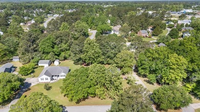 Tucked away on a quiet cul de sac just minutes from downtown New - photo 12