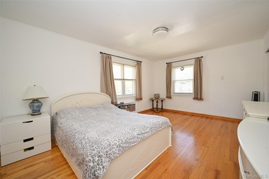 Beautiful Corner Home on a 5,400 Sq Ft Lot! This bright and airy - photo 15