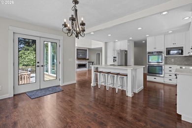 4 bed, 2.5-bath home offering 2,386 sq ft of thoughtfully - photo 15
