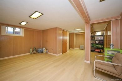 Beautiful Corner Home on a 5,400 Sq Ft Lot! This bright and airy - photo 17