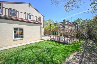 Beautiful Corner Home on a 5,400 Sq Ft Lot! This bright and airy - photo 19