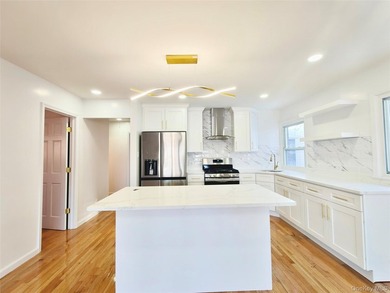 Beautifully renovated detached single-family home located in the - photo 21