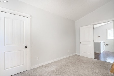 4 bed, 2.5-bath home offering 2,386 sq ft of thoughtfully - photo 35