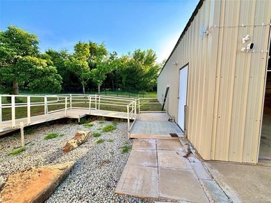 Country living just minutes from Lake Eufaula! Situated on 7.5 - photo 41