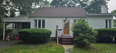 Welcome to 66 Corbin Avenue in Shirley's West Tangier section - photo 1