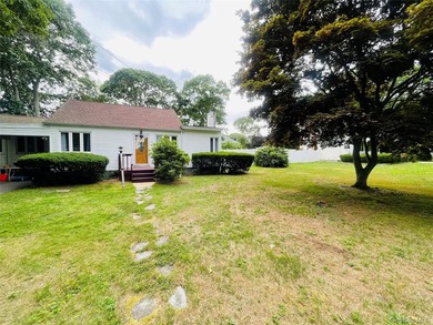Welcome to 66 Corbin Avenue in Shirley's West Tangier section - photo 4