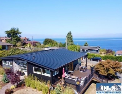 Strait Juan de Fuca  Home Active Under Contract in Port Angeles Washington