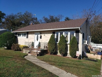 Home on Huge Parcel of Land with a Big Back Yard? Check!, Near - photo 1