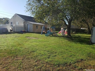 Home on Huge Parcel of Land with a Big Back Yard? Check!, Near - photo 2
