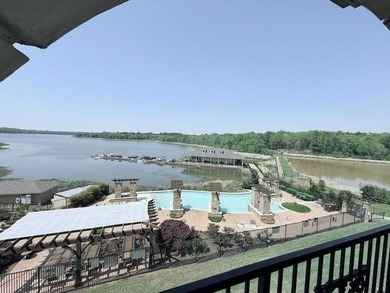 Bellwood Lake Condo For Sale in Tyler Texas