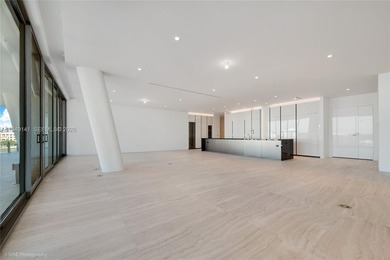 Remarkable unit at a private island in Coconut Grove. Boutique