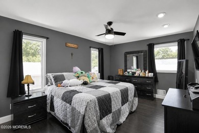 Welcome to 1031 Zircon Drive, a beautifully maintained bi-level - photo 11