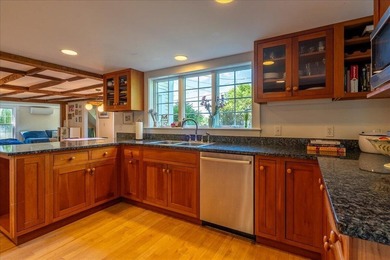 Welcome to a home where family memories are waiting to be made - photo 14